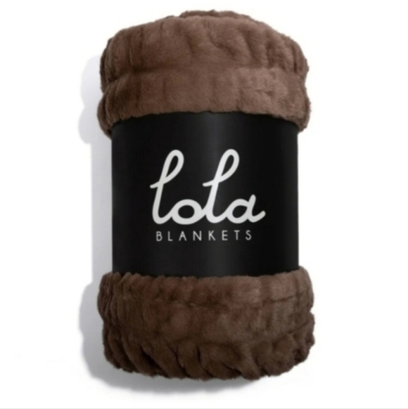 Lola Blankets Other - Brand New Lola Blanket In Driftwood Color